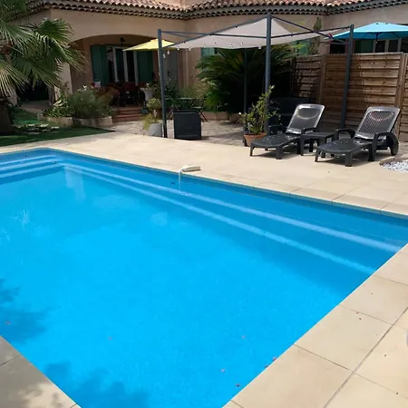 Paradis بيت للعطل *